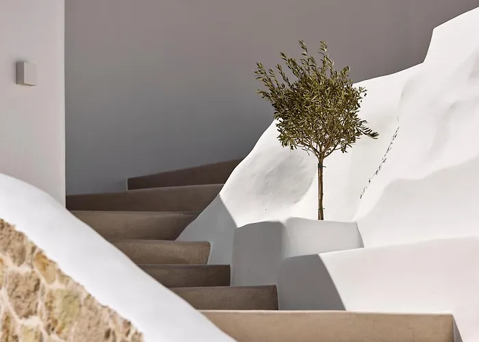 Aethera Milos Trypití